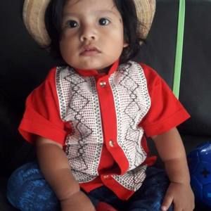 Meet your Posher, Santo